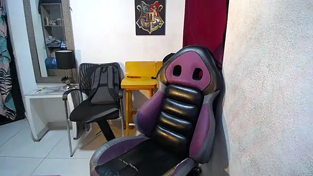 diabla sexyboobs online show from December 2025 08:44:02 PM