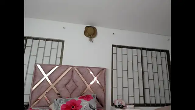 diabla sexyboobs online show from May 2026 10:40:02 AM