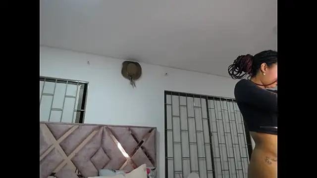 diabla sexyboobs online show from April 2026 03:02:01 AM
