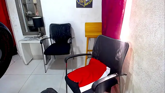 diabla sexyboobs online show from February 2026 09:17:02 PM