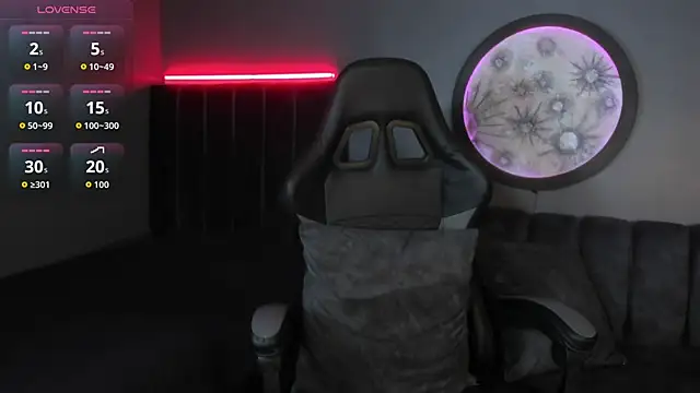 khriss brown online show from December 2025 07:23:02 PM