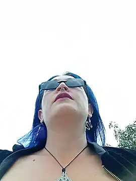 sophie banger online show from January 2026 06:37:01 PM