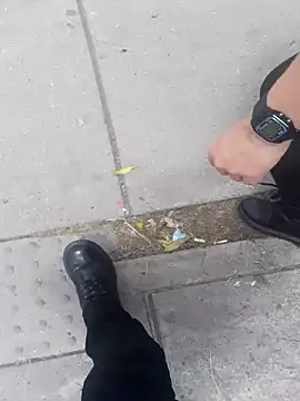 sophie banger online show from November 2025 04:44:02 PM