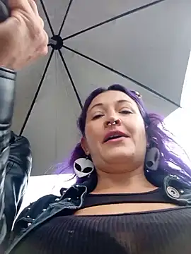 sophie banger online show from November 2025 07:18:02 PM