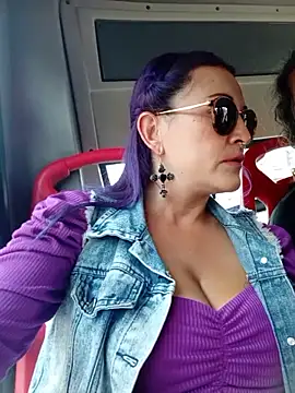 sophie banger online show from November 2025 05:35:02 PM