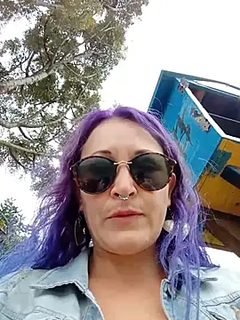 sophie banger online show from October 2025 06:21:01 PM