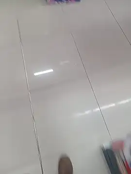 sophie banger online show from April 2026 10:27:02 PM