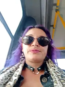 sophie banger online show from November 2025 07:25:01 PM