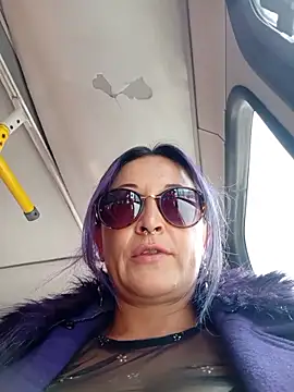 sophie banger online show from March 2026 06:08:02 PM