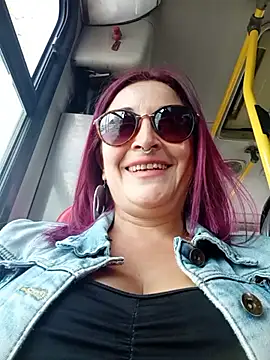 sophie banger online show from June 2026 07:25:01 PM
