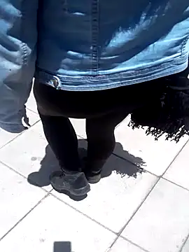 sophie banger online show from September 2025 05:11:01 PM