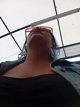 sophie banger online show from February 2026 08:39:01 PM