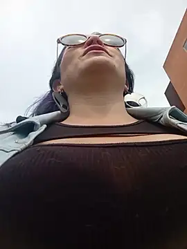 sophie banger online show from February 2026 07:25:01 PM