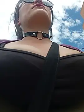 sophie banger online show from October 2025 05:25:02 PM