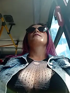 sophie banger online show from June 2026 05:34:01 PM
