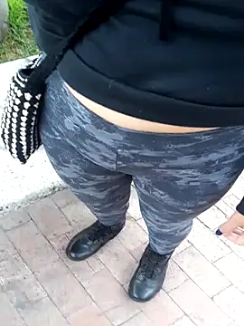 sophie banger online show from September 2025 03:52:02 PM