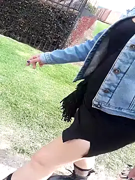 sophie banger online show from October 2025 07:36:01 PM