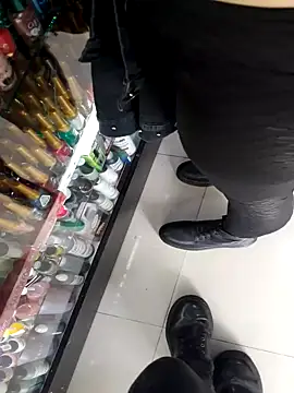 sophie banger online show from October 2025 05:14:01 PM