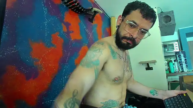 leondevereda online show from October 2025 07:48:02 PM