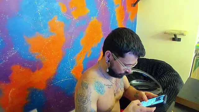 leondevereda online show from October 2025 12:12:01 AM