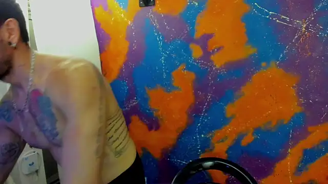 leondevereda online show from December 2025 02:00:01 AM