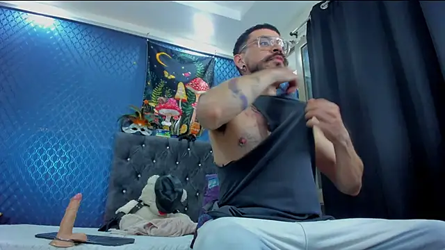 leondevereda online show from March 2025 11:47:02 PM