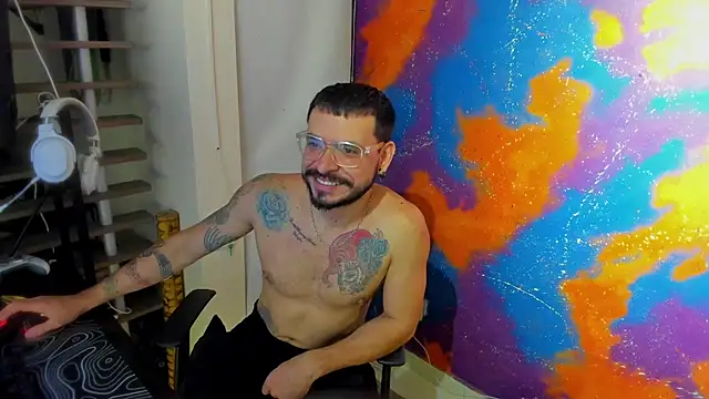 leondevereda online show from September 2025 12:59:02 AM