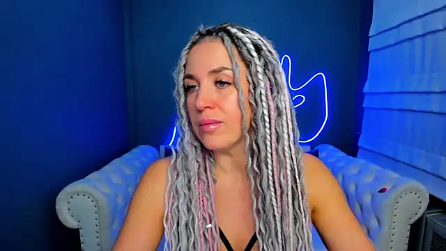 rock n roxy online show from December 2025 01:27:01 AM