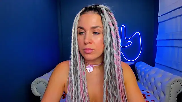 rock n roxy online show from November 2025 04:01:02 AM