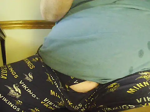 Snapshot of mnguy1972 chatting on May 2026 03:15:01 AM mnguy1972 online show from May 2026 03:15:01 AM