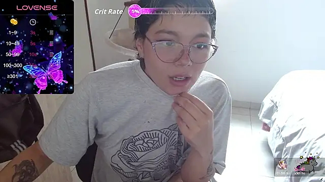 TRIXIE TANG28 online show from October 2025 03:12:01 PM