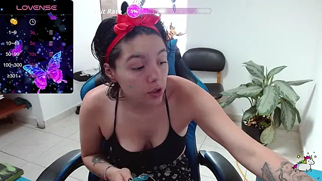 TRIXIE TANG28 online show from April 2026 08:05:02 PM