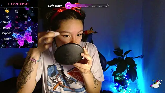 TRIXIE TANG28 online show from April 2026 01:06:01 AM