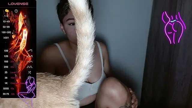 TRIXIE TANG28 online show from February 2025 11:03:01 PM