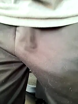 saltytuggah online show from October 2025 05:02:02 PM