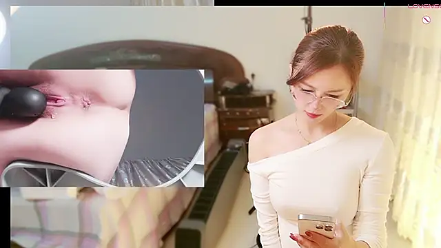 Krismil3 online show from February 2026 11:39:02 AM