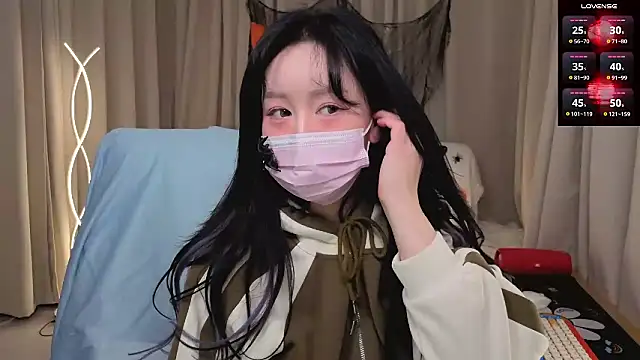 2hyun online show from October 2025 02:35:02 PM