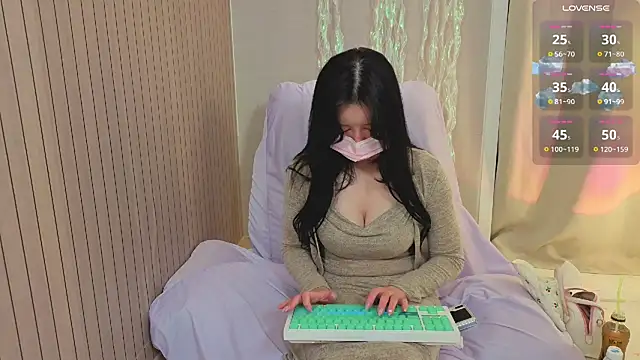2hyun online show from May 2026 06:28:01 PM