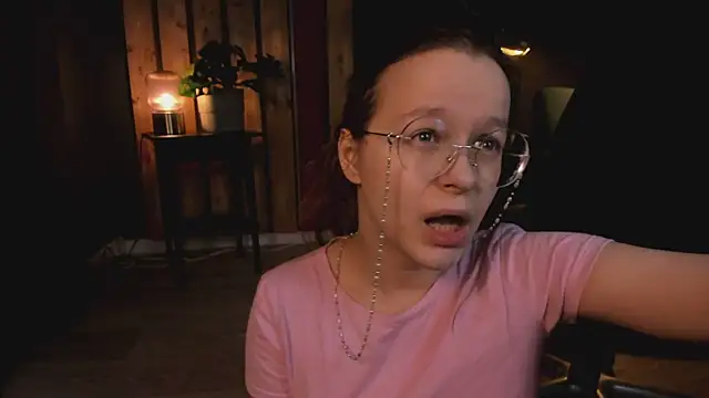 CassieCool online show from November 2025 12:38:01 PM