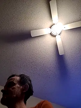 big8dall online show from April 2026 02:04:02 AM