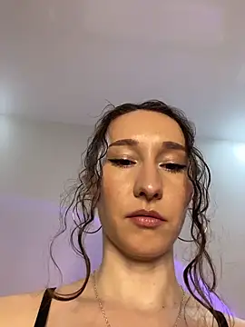 cutte dora online show from April 2026 03:59:01 PM