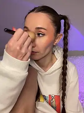 cutte dora online show from February 2026 09:36:02 PM