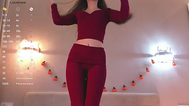 Snapshot of PetraBawden chatting on November 2025 09:53:02 AM PetraBawden online show from November 2025 09:53:02 AM