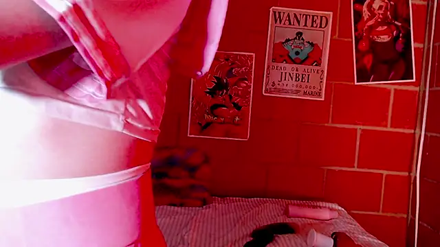 Snapshot of Yennastone chatting on July 2026 10:05:01 PM Yennastone online show from July 2026 10:05:01 PM