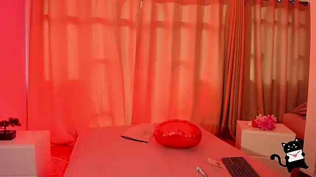 Snapshot of ZoeHarris chatting on February 2026 08:20:02 PM ZoeHarris online show from February 2026 08:20:02 PM