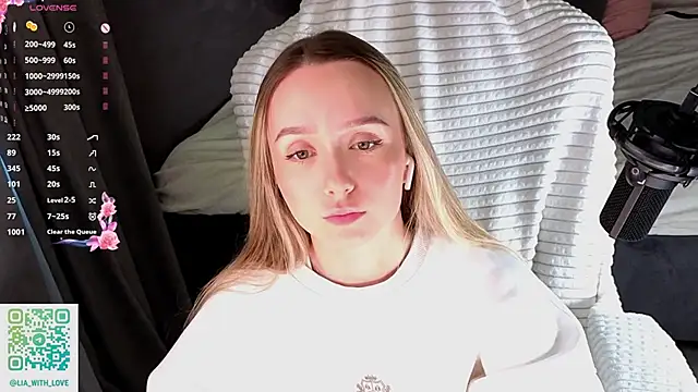 HollisBeckett online show from February 2026 03:06:02 AM