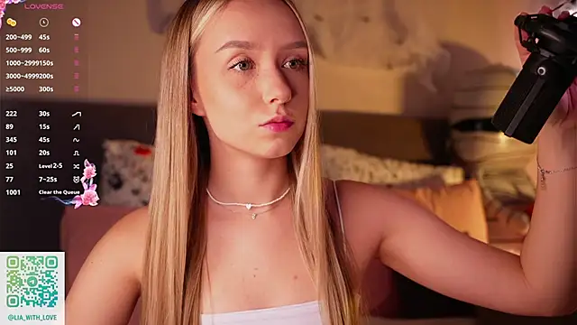 HollisBeckett online show from November 2025 03:10:02 AM