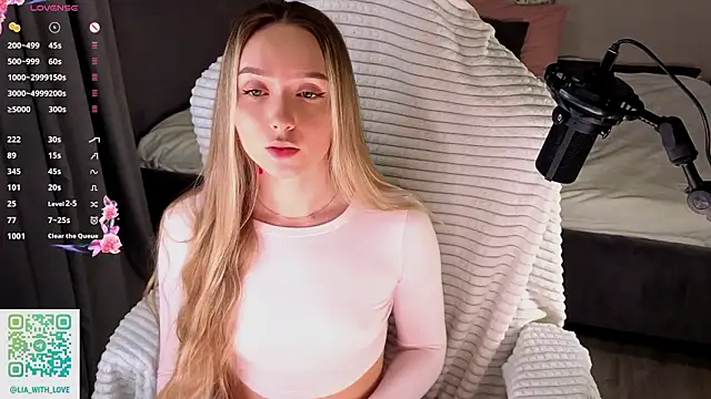 HollisBeckett online show from February 2026 01:17:02 AM