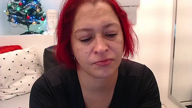 eva twiss online show from December 2025 11:37:01 AM