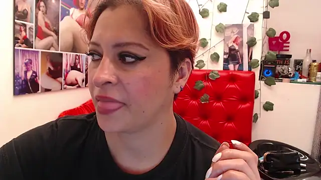 eva twiss online show from February 2025 09:12:01 PM